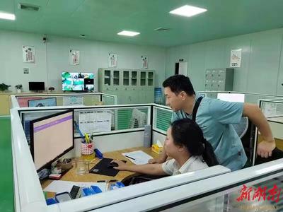 汝城人社 以電子信息技術(shù)為翼，當(dāng)好發(fā)展“護(hù)航員”，打好民生保障仗